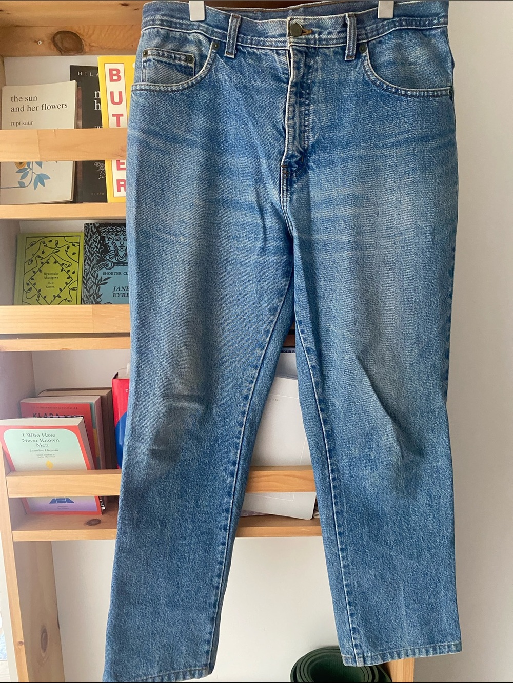The Most Perfect Classic High-Rise Straight Leg 90’s Mom Jeans - size US 31 - Picture 5 of 9